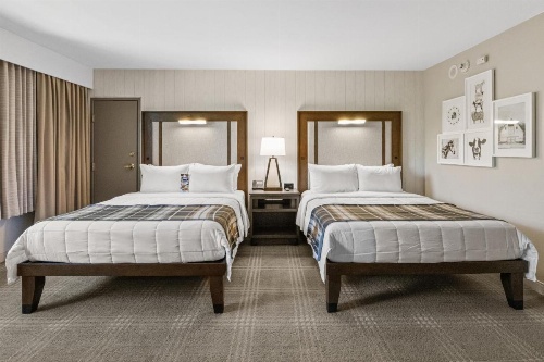 Knott's Berry Farm Hotel image 13